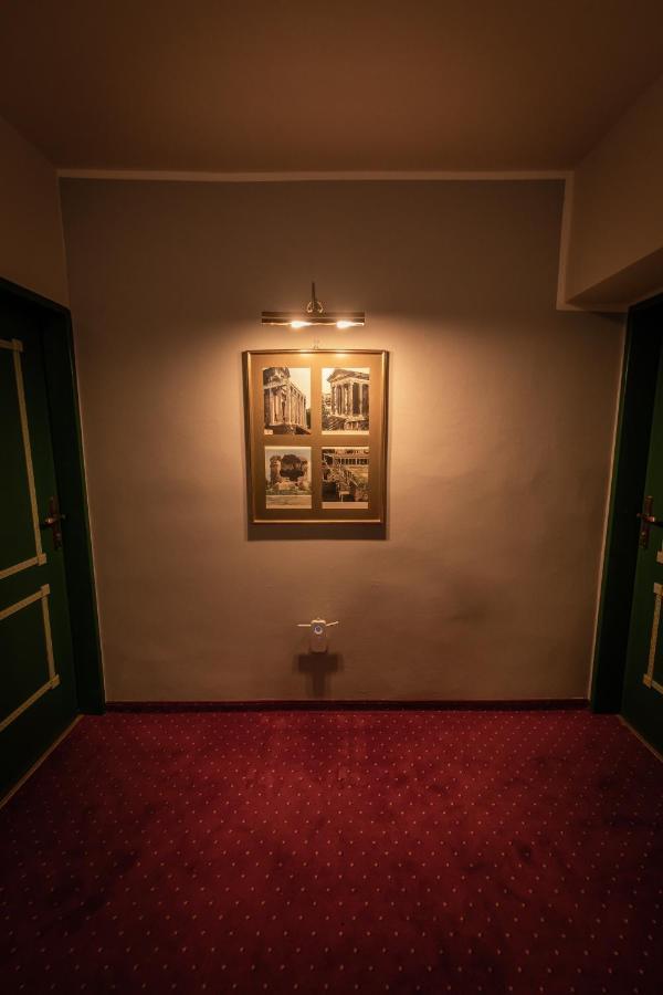 Hotel Am Limes Enns Extérieur photo